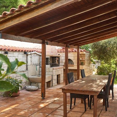 Villa Irini Patsídhes Kültér fotó