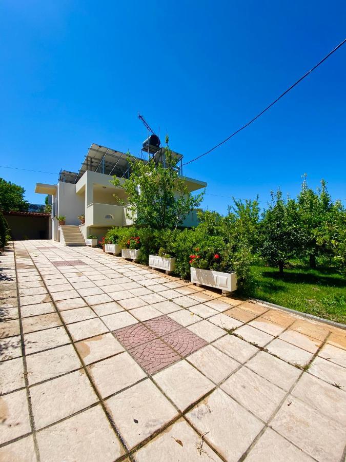 Villa Irini Patsídhes Kültér fotó